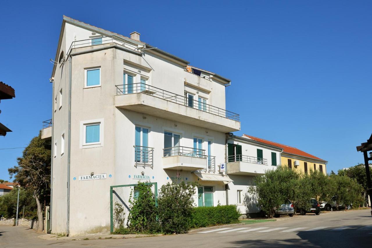 Apartman Mana, Murter Bagian luar foto